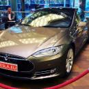 020171104 Tesla Model S P85D